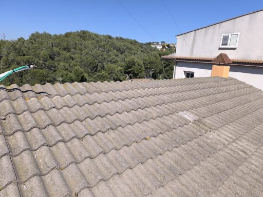 mantenimiento en teja de hormigón
