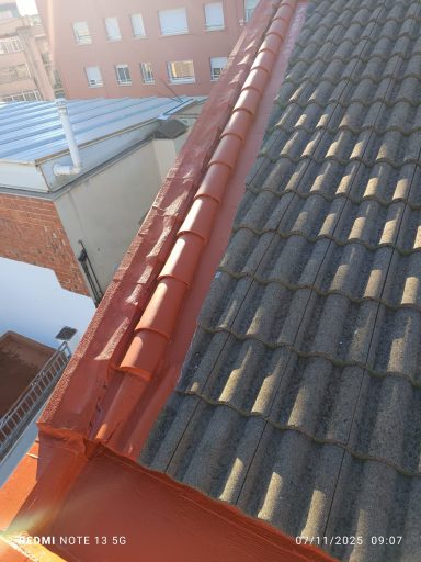 sellado de remate muro en resina